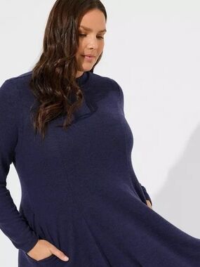Torrid Super Soft Plush At The Knee Moch Neck Fit & Flare Long Sleeve Dress Sz 2